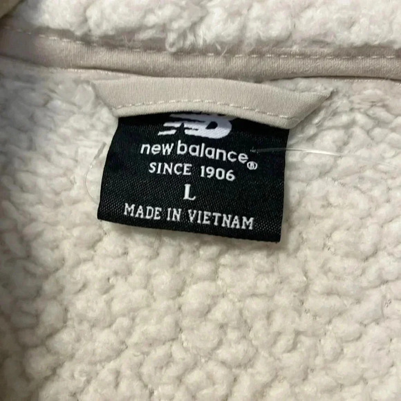 New Balance fleece quarter zip  pullover - Picture 4 of 6